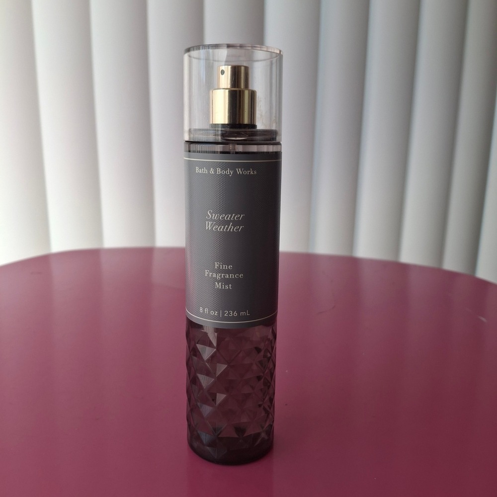 Bath & Body Works SWEATER WEATHER Fine Fragrance Mist 8 fl oz